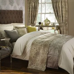 UK-made Egyptian cotton bedding on emperor size bed