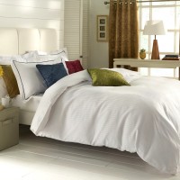 UK Double Bed 137 x 191cm / 4'6" x 6'3"