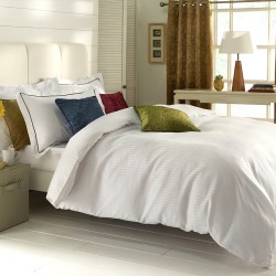 UK Double Bed 137 x 191cm / 4'6" x 6'3"